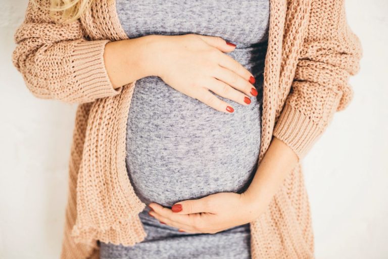 Inwazyjne badania prenatalne to ostateczność – wykonaj badania przesiewowe, by wykluczyć wady wrodzone jeszcze w czasie ciąży