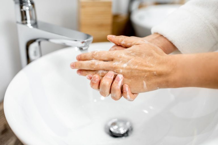 Higiena rąk – jak skutecznie myć ręce?